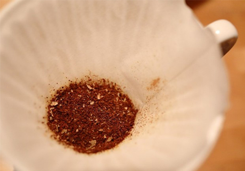 Kahve demleme hazırlığı